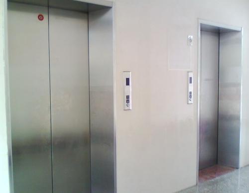 安顺电梯公司讲解电梯层门都有哪些要求